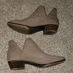 Lucky Brand taupe ankle booties
